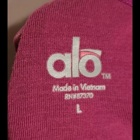 ALO Yoga Rib Support Tank Top w Shelf Bra Magenta Pink size Large - Picture 7 of 7